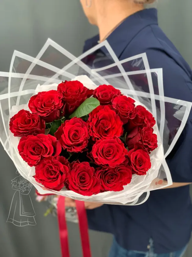 Букет из 15 красных роз