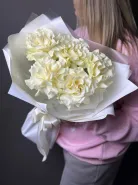 Белоснежный букет из белых французских роз.