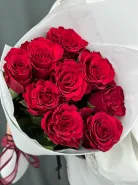Букет из 9 красных роз.
