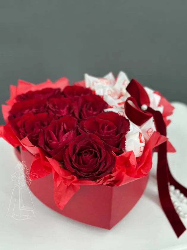 Композиция-сердце Объяснение в любви