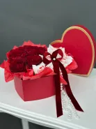 Композиция-сердце Объяснение в любви