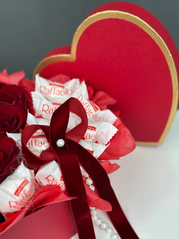 Композиция-сердце Объяснение в любви