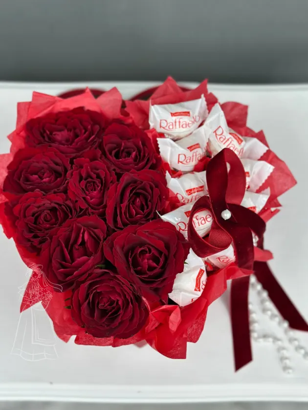 Композиция-сердце Объяснение в любви