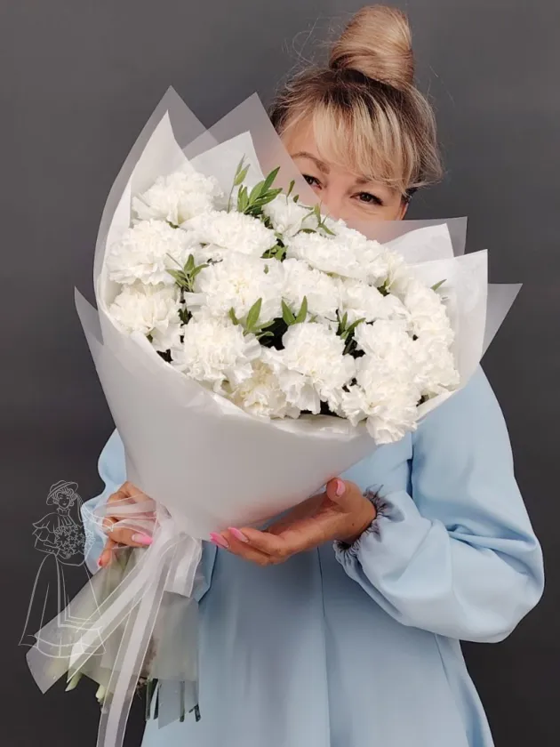 Элегантный букет из ажурных диантусов