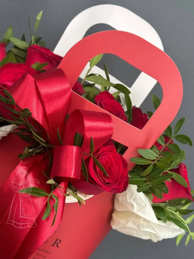 Розы в сумочке