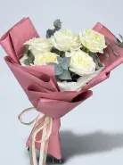 «Нежное облако» 5 ароматных пионовидных роз с эвкалиптом