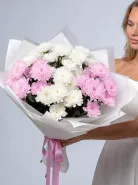 «Нежный Зефир» белые и розовые хризантемы