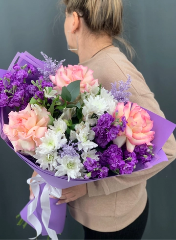 Букет с французскими розами от интернет-магазина цветов в Норильске