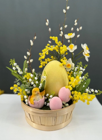 Пасхальная композиция с цыпленком от интернет-магазина цветов в Норильске