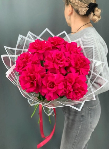 Букет из 9 ярко- розовых французских роз. от интернет-магазина цветов в Норильске