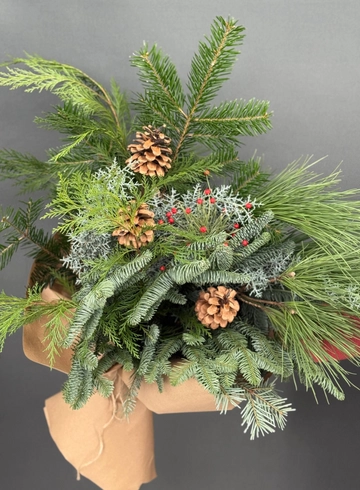 Букет Зимний лес от интернет-магазина цветов в Норильске