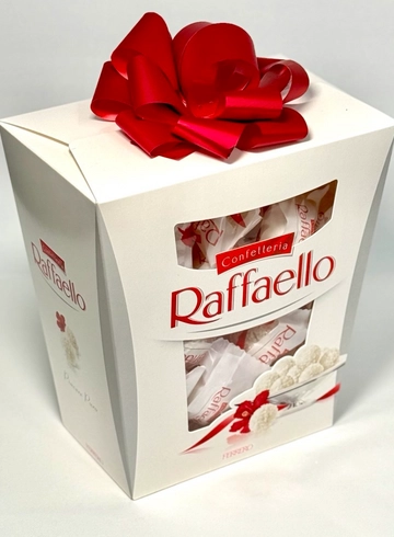 Конфеты Raffaello подарок 500 гр от интернет-магазина цветов в Норильске