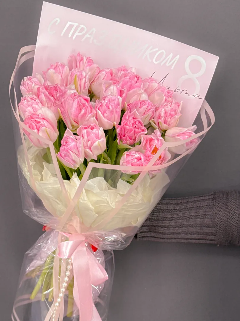 Зефирный, весенний букет из нежно- розовых пионовидных тюльпанов 25 шт