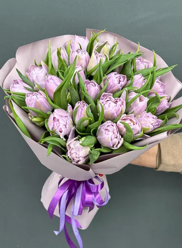 Шикарный, весенний букет пионовидные тюльпаны лавандового цвета 25 шт от интернет-магазина цветов в Норильске